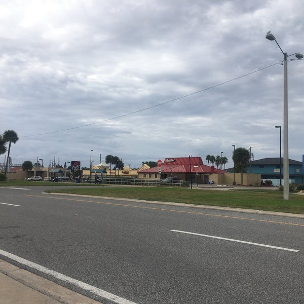 Pizza Hut Pizzeria in Cocoa Beach