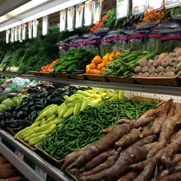 Honey Bee Market La Colmena Supermercado en Detroit