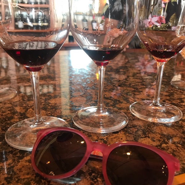 Photo taken at St. Francis Winery &amp; Vineyards by Lo H. on 6/9/2019