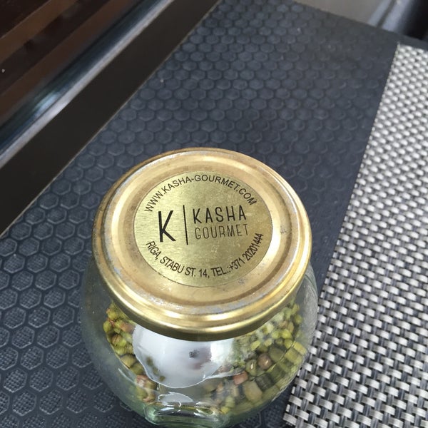 รูปภาพถ่ายที่ KASHA|Gourmet โดย Raivo Š. เมื่อ 7/17/2016