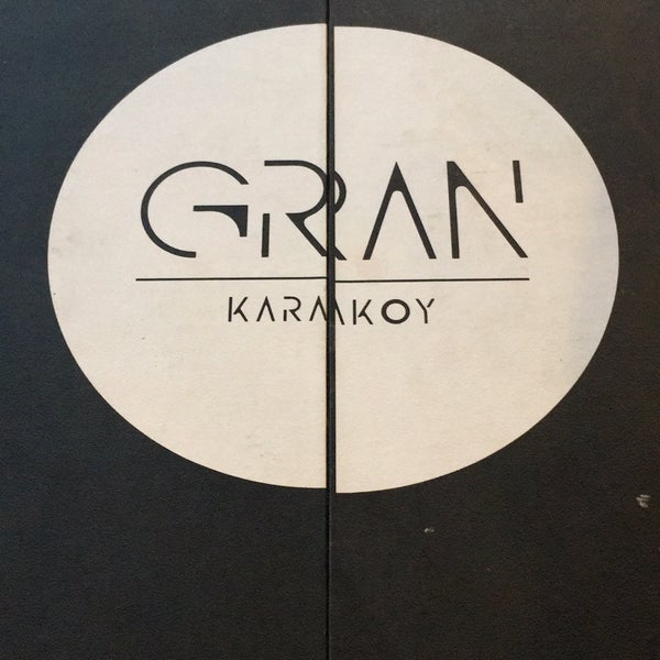 รูปภาพถ่ายที่ Gran Karaköy โดย Muzaffer Y. เมื่อ 5/30/2019