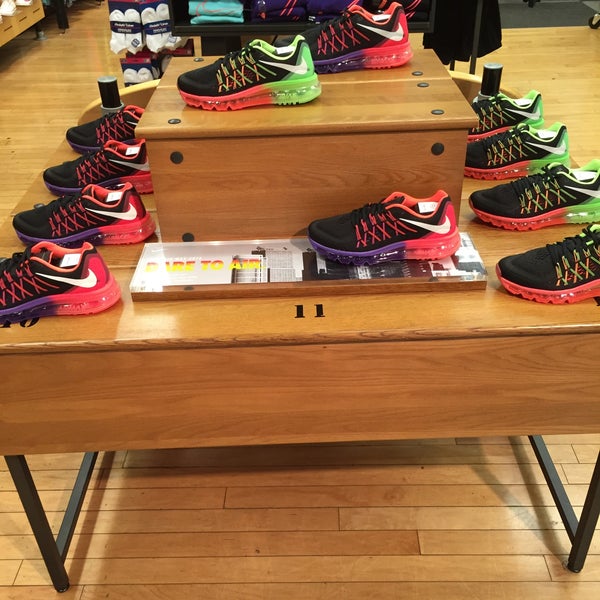 finish line sneaker store near me