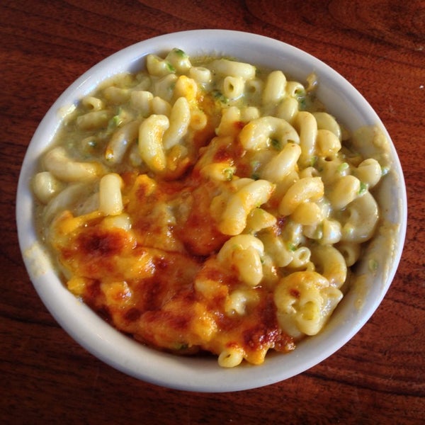 Make sure to order some of the excellent sides, such as the Jalapeño Mac and Cheese and the Fries.