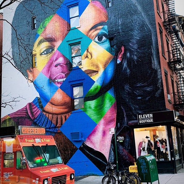 Uau! Brasileiro Kobra homenageia Michael Jackson em novo mural em Nova York