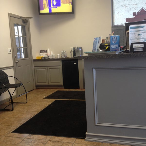 Maplewood Tire & Auto Automotive Repair Shop