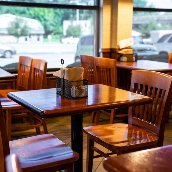 Pizza Inn 3 tips from 107 visitors