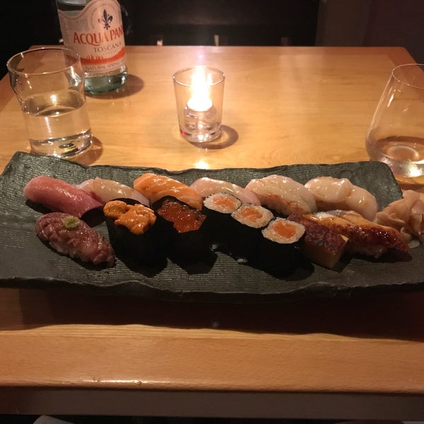 Photo prise au Sushi Azabu par Tariq I. le7/14/2017