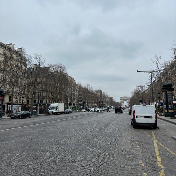 Das Foto wurde bei Hôtel Paris Marriott Champs-Élysées von F am 3/4/2023 aufgenommen