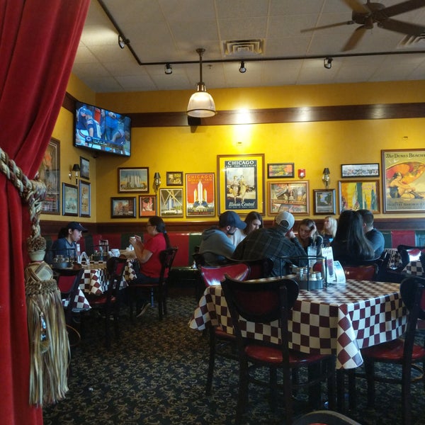 Photo taken at Giordano&#39;s by Jeremy P. on 9/30/2018