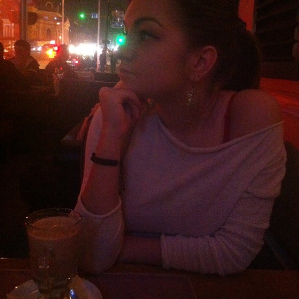 Photo taken at Shooters Café by Настя ᶠᶸᶜᵏ ᵧₒᵤ К. on 4/19/2013