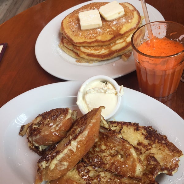 Their French toast is VERY good!