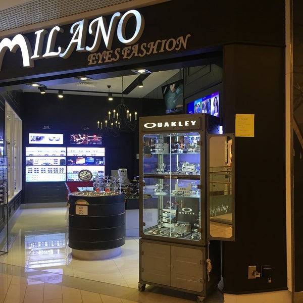 Photos At Milano Eye Fashion 100 Vision