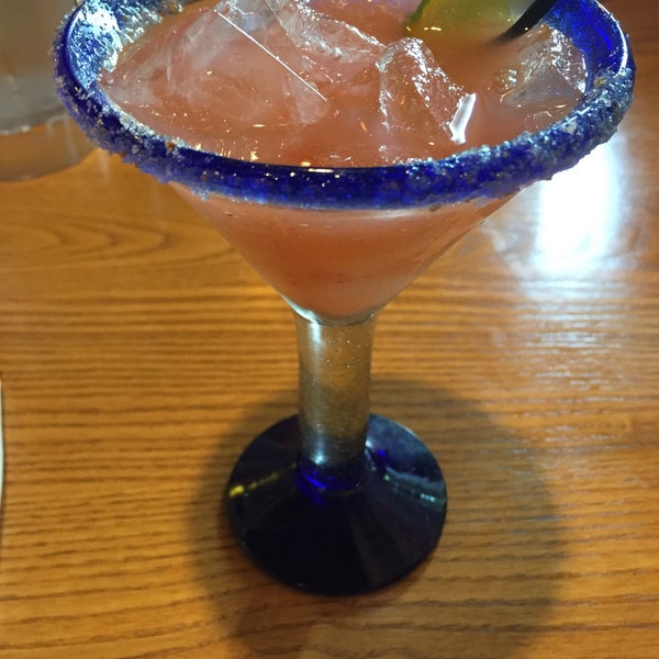 Photo taken at Chili&#39;s Grill &amp; Bar by Debbie H. on 5/21/2016