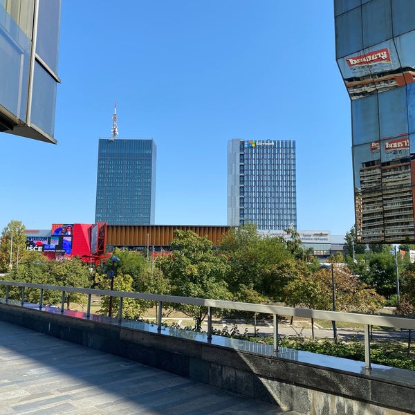 Снимок сделан в Ušće Shopping Center пользователем Marina L. 9/9/2023