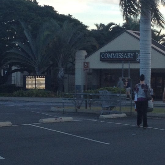 hickam commissary hours today