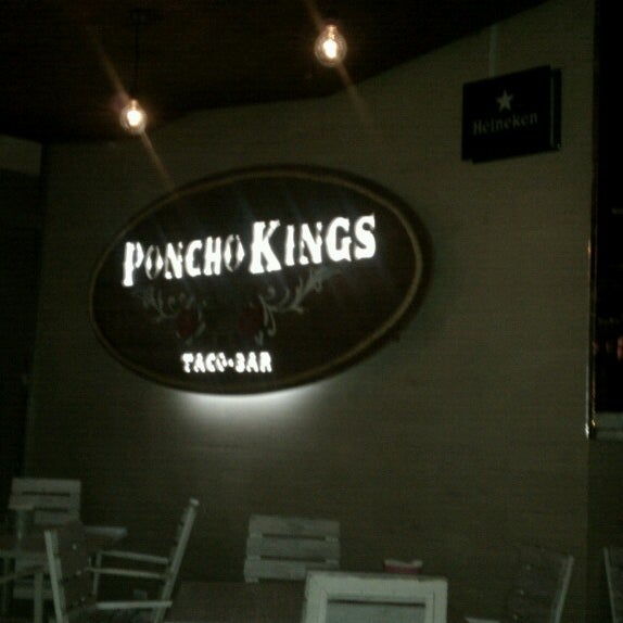 Foto tirada no(a) Poncho Kings por ElNinja J. em 5/19/2013