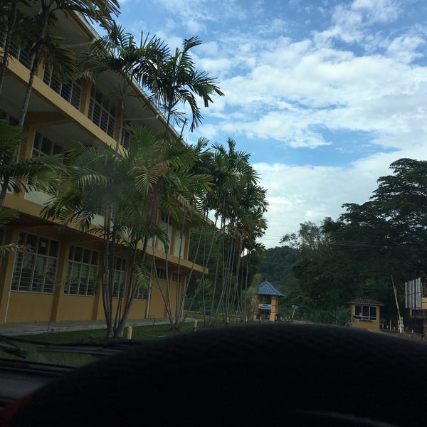 Photos At Kolej Vokasional Likas College Administrative Building