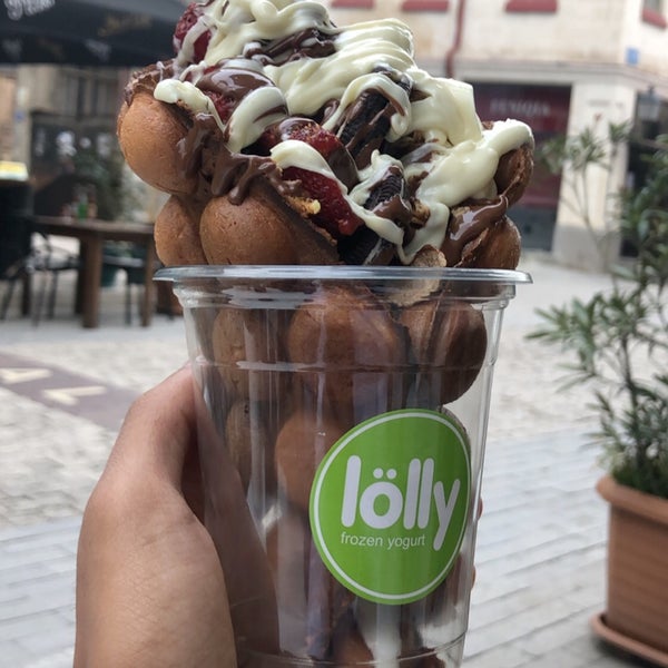 Photo taken at lölly frozen yogurt • ლოლი by Mohammed on 8/27/2019