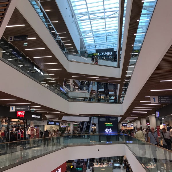 levis galleria mall
