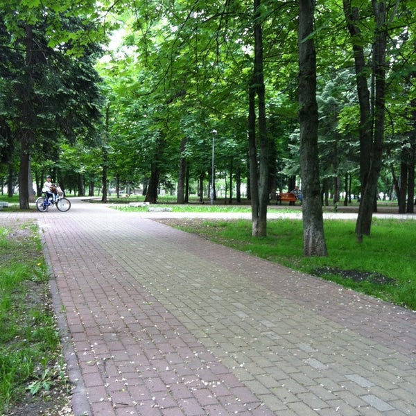 Парк героев гражданской войны курск