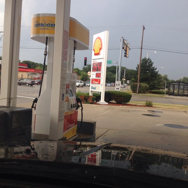 Shell Fuel Station in Buffalo Grove