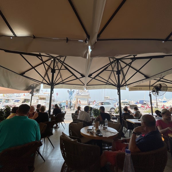 Photo taken at Panagakis Crêpe Café by Alex V. on 8/7/2021