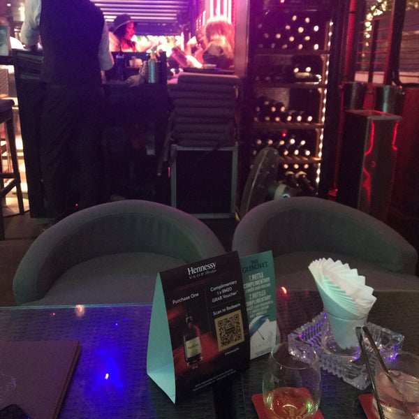 Photo taken at Canopy Rooftop Bar &amp; Lounge by 😜 HugMe🇸🇦 on 11/8/2020