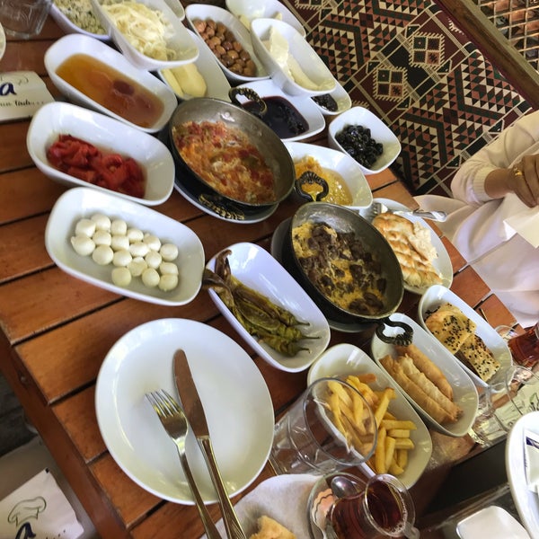 Das Foto wurde bei Malatya Patika Restaurant von Songül D. am 7/21/2020 aufgenommen