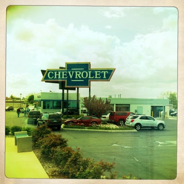 Chevrolet Gallery: Vic Canever Chevrolet