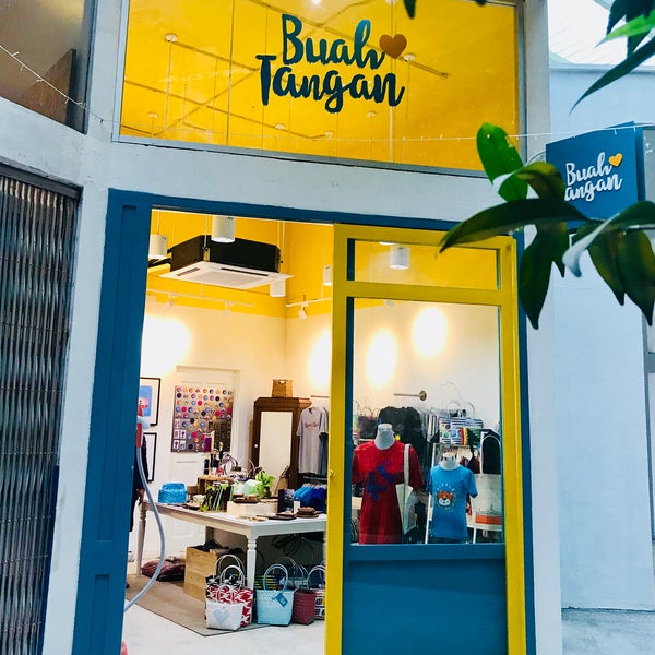 Buahtangan Gift Shop Kuala Lumpur City Center Lot 178 Unit Dx3 Kl Citywalk
