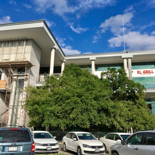 Plaza los Encinos 3 tips de 325 visitantes