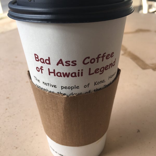 Photo taken at Bad Ass Coffee of Hawaii by Minh-Kiet C. on 11/16/2016