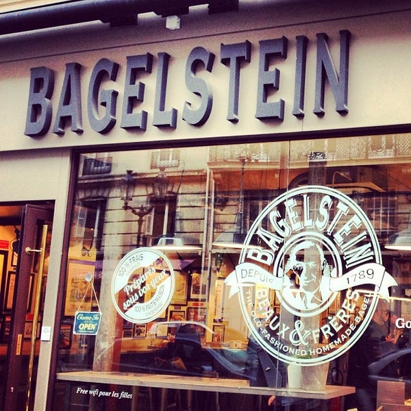 1/9/2014 tarihinde Ellie S.ziyaretçi tarafından Bagelstein'de çekilen fotoğraf