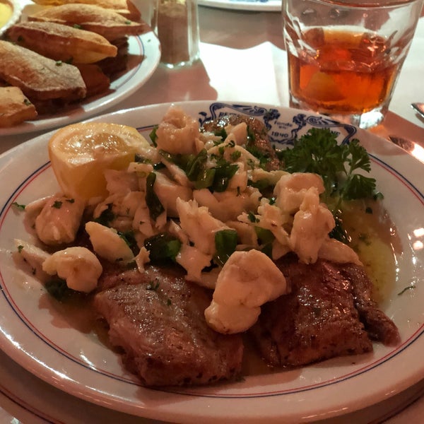 Photo taken at Antoine&#39;s Restaurant by Violet Z. on 5/6/2019