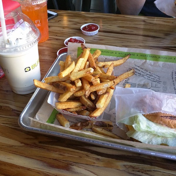 Photo taken at BurgerFi by Dwayne M. on 4/5/2015