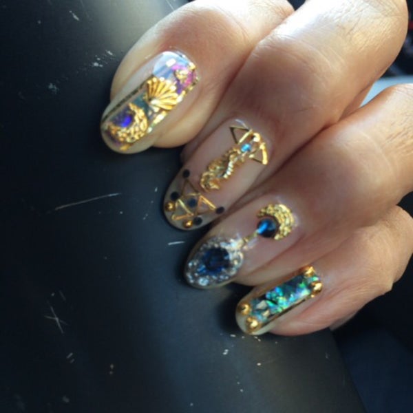 Photos At Nail Salon B D A 東区 1 Visitor