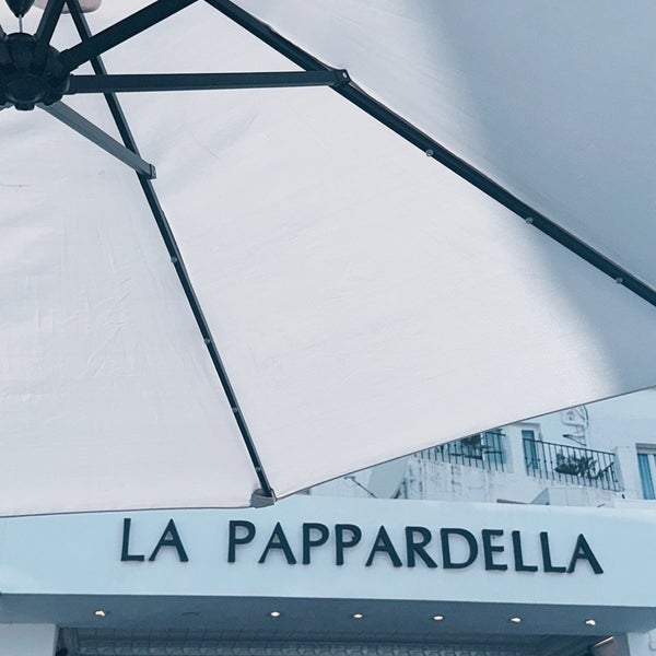 รูปภาพถ่ายที่ La Pappardella โดย R เมื่อ 7/21/2023