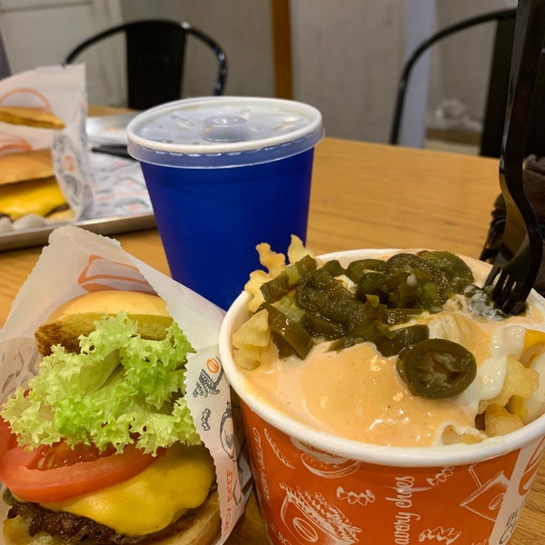 Photo taken at BURGER CHEF by Youssef on 11/6/2019