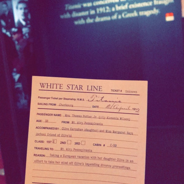 Foto diambil di Titanic: The Artifact Exhibition oleh Sarah pada 6/22/2019