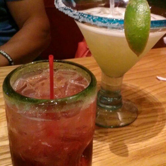 Photo taken at Chili&#39;s Grill &amp; Bar by Christine A. on 7/25/2014