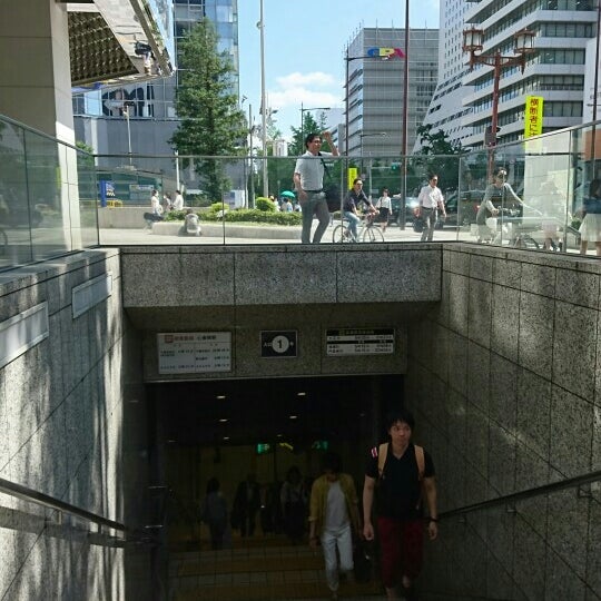 心斎橋駅 1号出入口 Shinsaibashi Sta No 1 Exit 中央区 中央区南船場3 5 心斎橋駅 1号出入口 Shinsaibashi Sta No 1 Exit 中央区 中央区南船場3 5