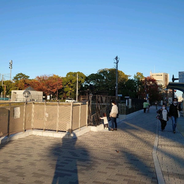 木村光佑 友愛の像 On Meeting 駅前4丁目8