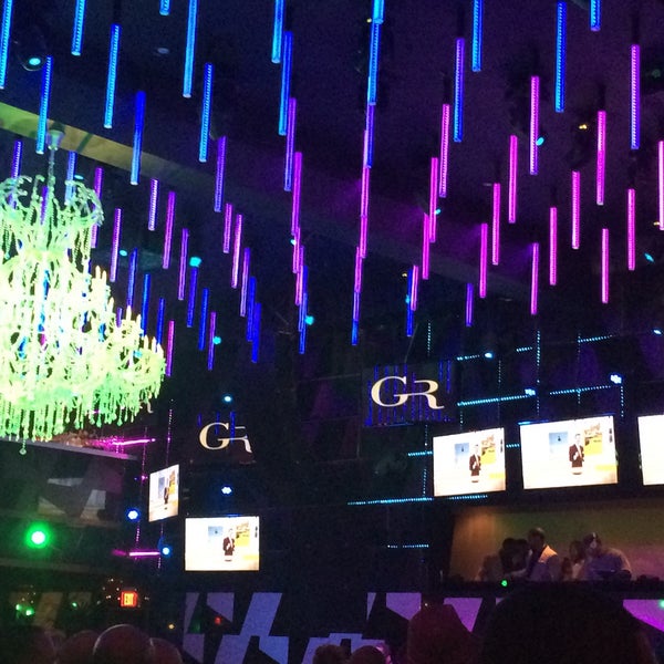 1/31/2015 tarihinde Mesa D.ziyaretçi tarafından Gold Room Nightclub'de çekilen fotoğraf