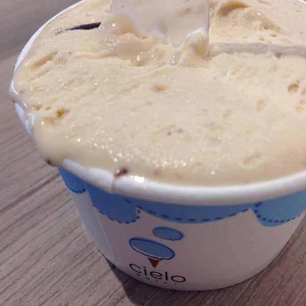 2/15/2014にKingsleyがCielo Dolci - Specialist in Italian Frozen Dessertsで撮った写真