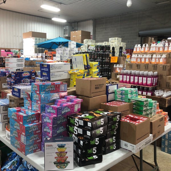 B & G Discount Hardware Store in Schoolcraft