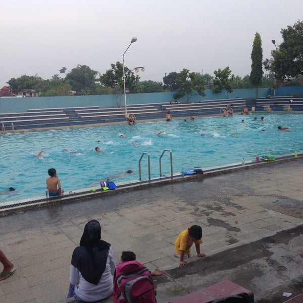 Kolam Renang Intan Pari Pool In Karanganyar