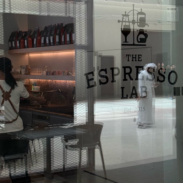 รูปภาพถ่ายที่ The Espresso Lab โดย SlmeE เมื่อ 4/13/2024