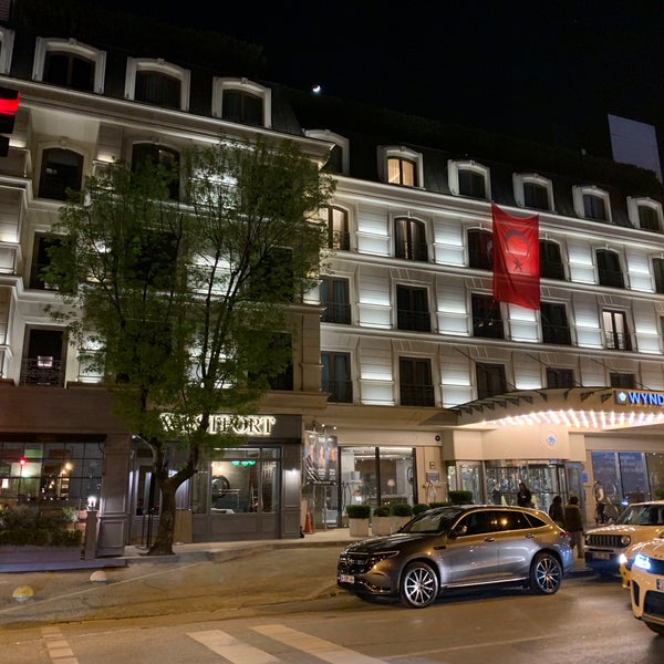 4/24/2023にAnjeiがWyndham Grand Istanbul Kalamış Marina Hotelで撮った写真