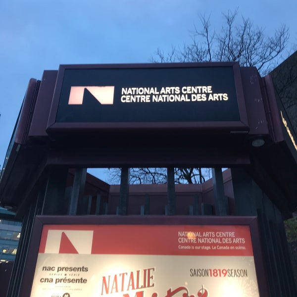 11/8/2018에 Yan Z.님이 National Arts Centre - Centre National des Arts에서 찍은 사진