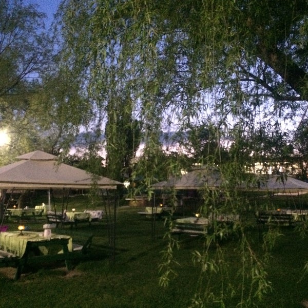 Photo taken at Paşa Restaurant&amp;Kır Düğünü by Coskun Ö. on 5/13/2015